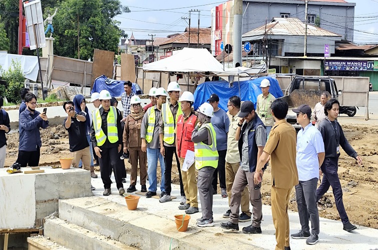 NewsFoto-image/2025/09/RPOlPBNwk7RtAnRiQ80GKV07ingwqpPrPdql5L5N.jpg